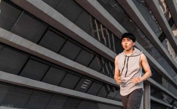 涨中宝 当一个男人频繁跑步，意味着什么？